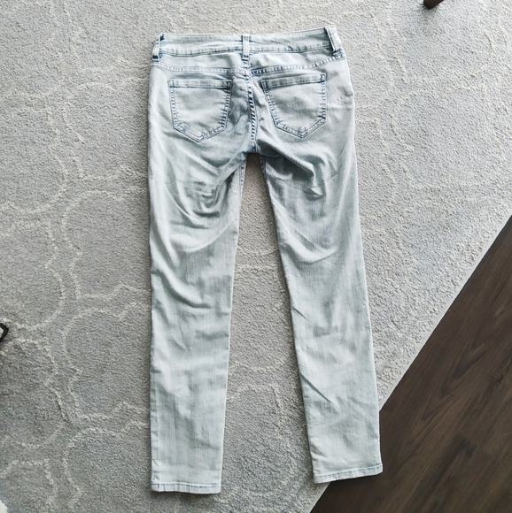 Papaya skinny acid washed mid rise jeans - Picture 5 of 6